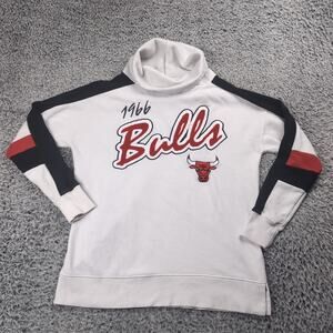 Chicago Bulls Sweater Adult Small White Black Pullover Embroidered NBA Mens